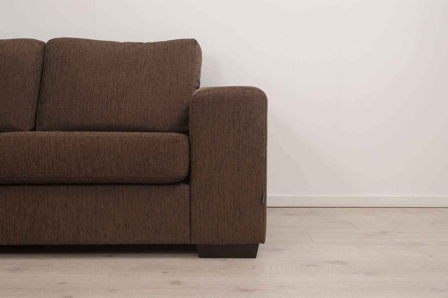 Nyrenset | Brun Furninova 2,5-seter sofa