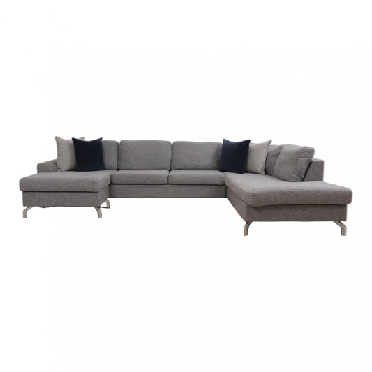 Nyrenset | Lys grå u-sofa med sjeselong