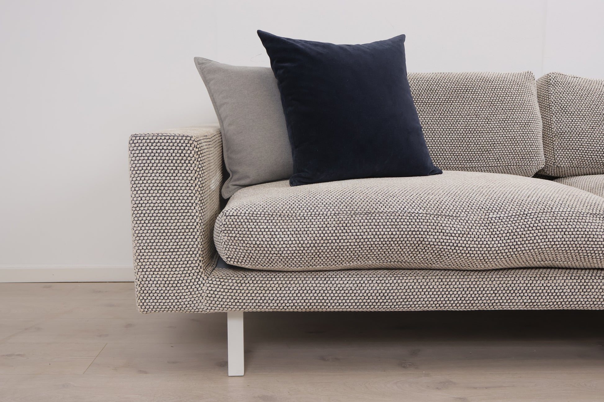 Nyrenset | Grå/beige Ihreborn 3-seter sofa