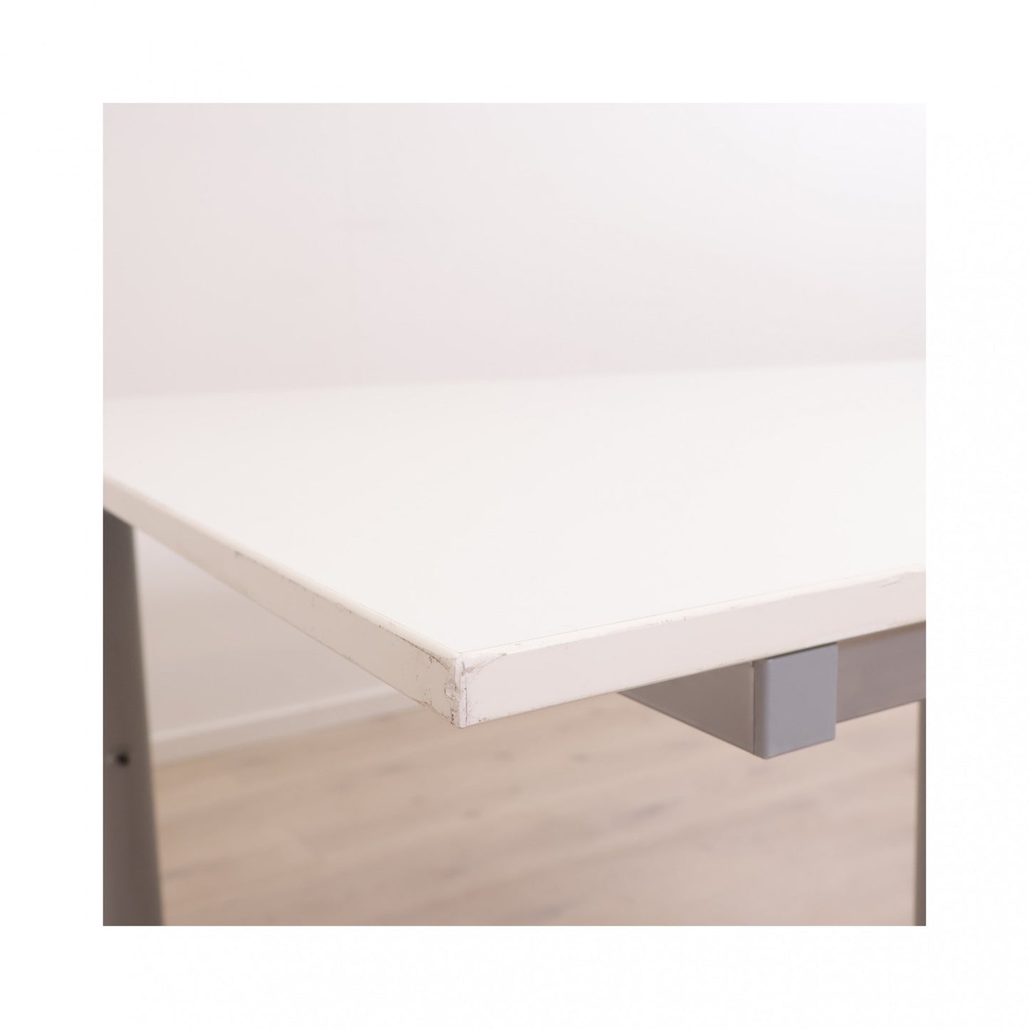 160x120 cm, Galant skrivebord med venstresving