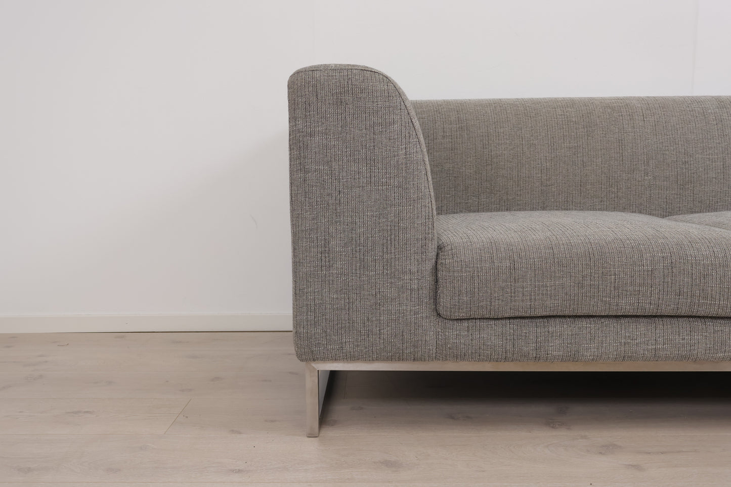 Nyrenset | Grå/beige 2,5-seter sofa med åpen ende