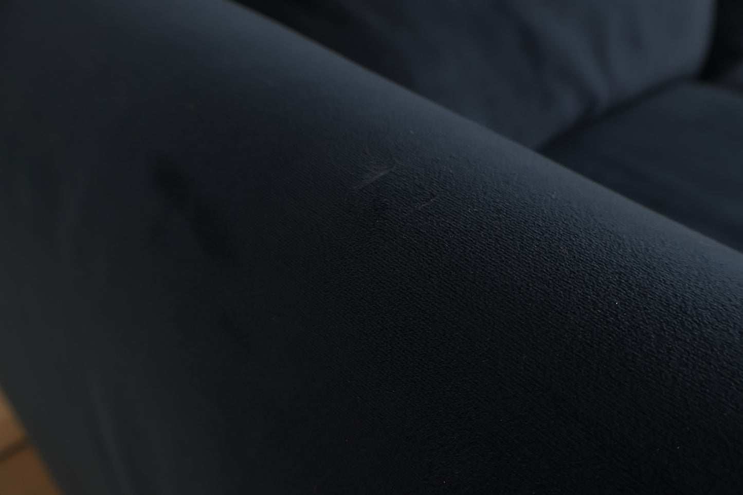 Nyrenset | Blå hjørnesofa med åpen ende i velur