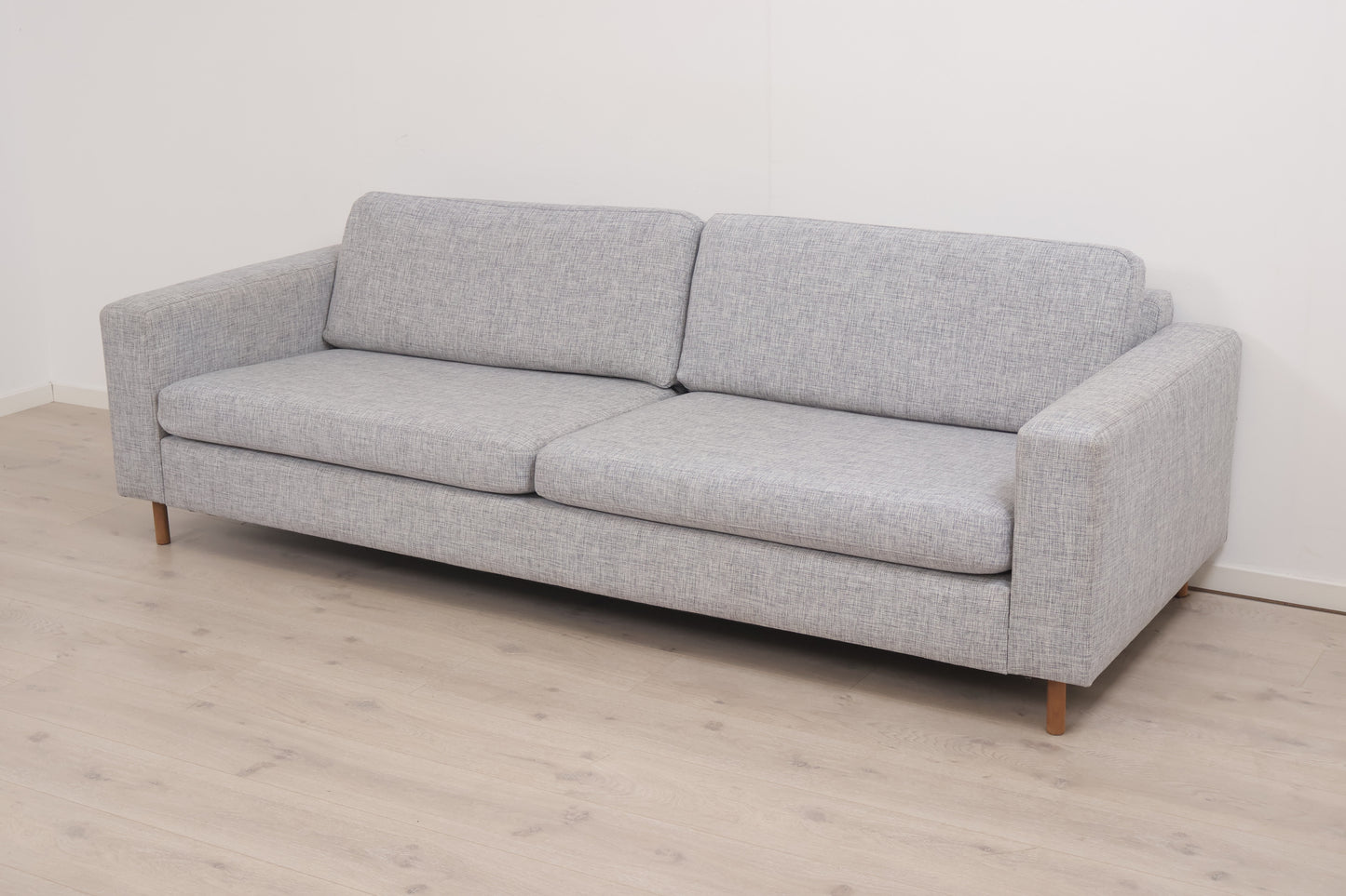 Nyrenset | Lys grå Bolia Scandinavia 3-seter sofa