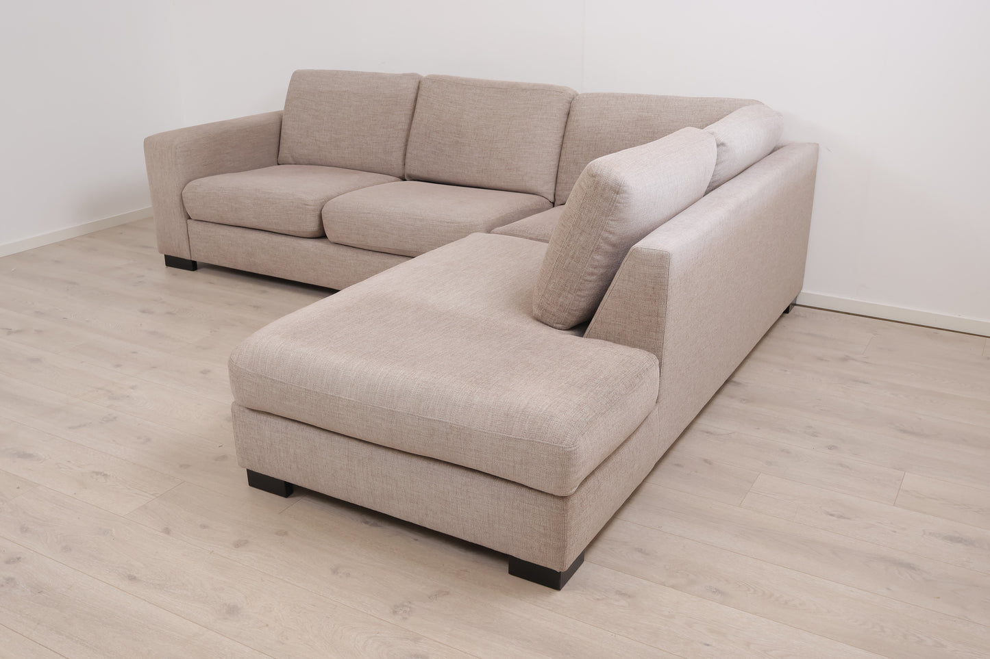 Nyrenset | Beige hjørnesofa med åpen ende fra Litsofa