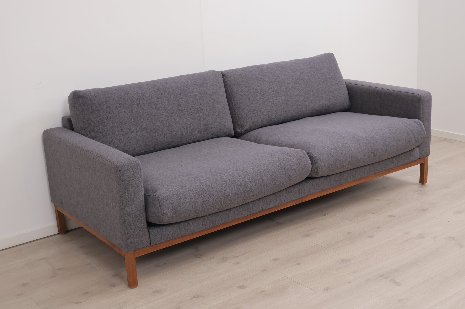 Nyrenset | Grå/lilla Bolia North 3-seter sofa