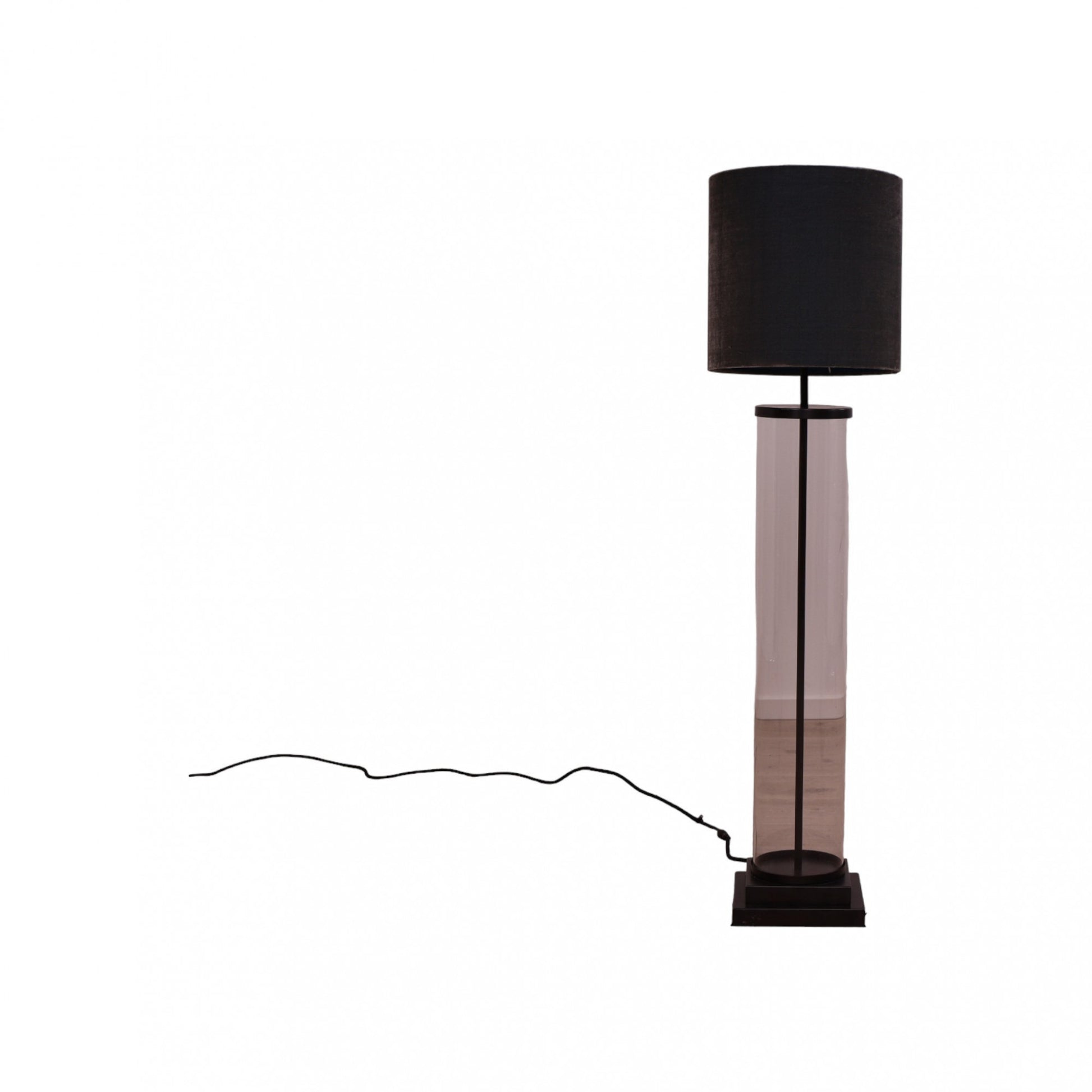 Stilig designet lampe med grå lampeskjerm