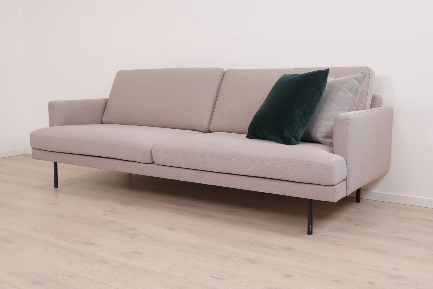 Nyrenset | Beige IKEA Klintorp 3-seter sofa