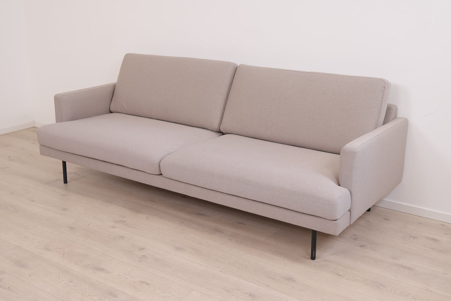 Nyrenset | Beige IKEA Klintorp 3-seter sofa