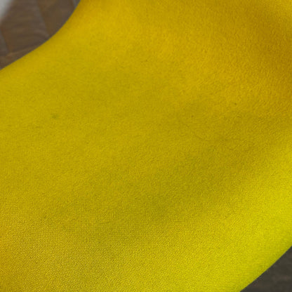 3D barstol fra GUBI, lysgrønn