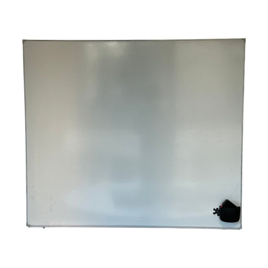 Vegghengt whiteboard, 140x120 cm