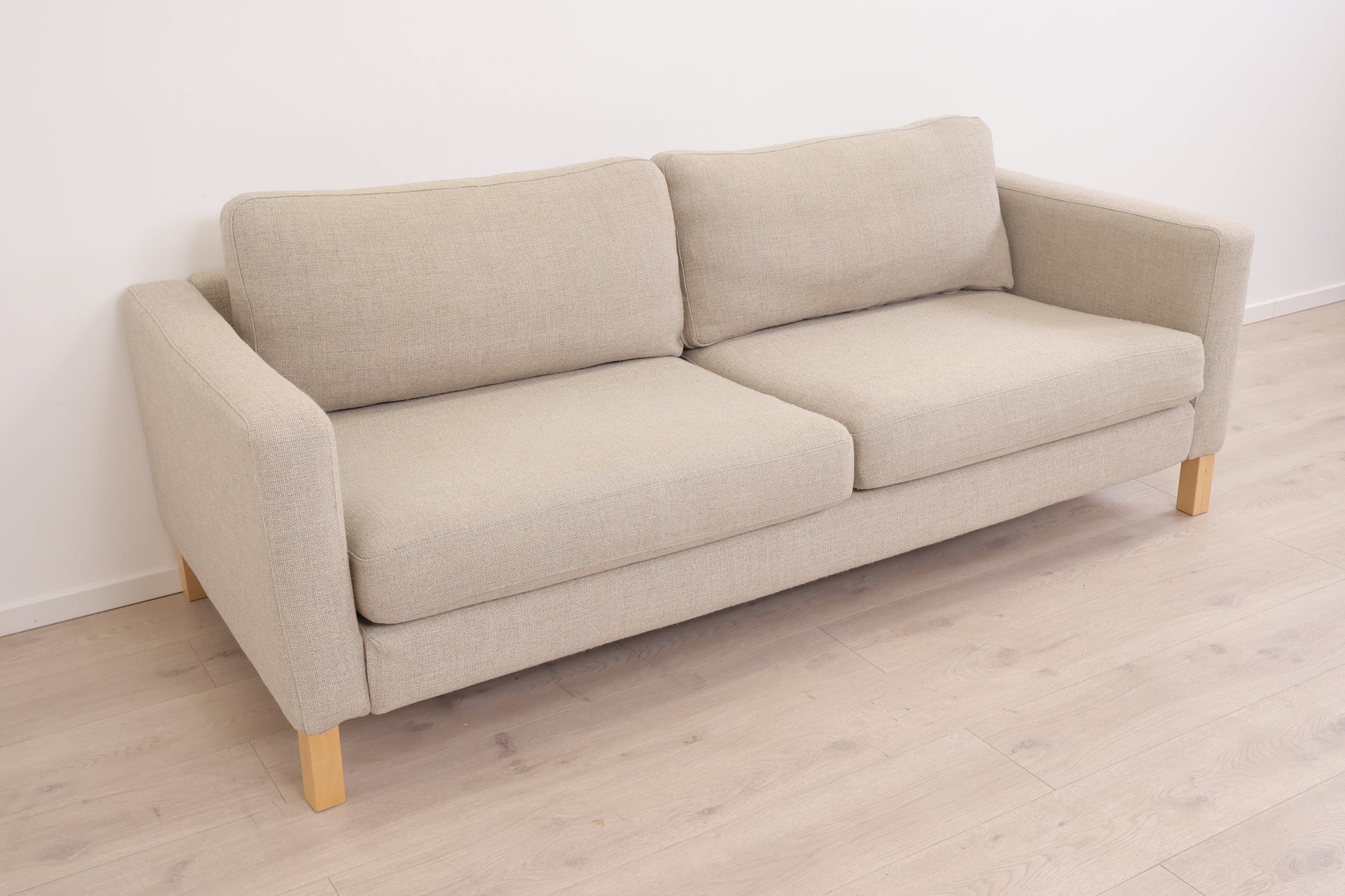Nyrenset | Beige IKEA Karlstad 3-seter sofa