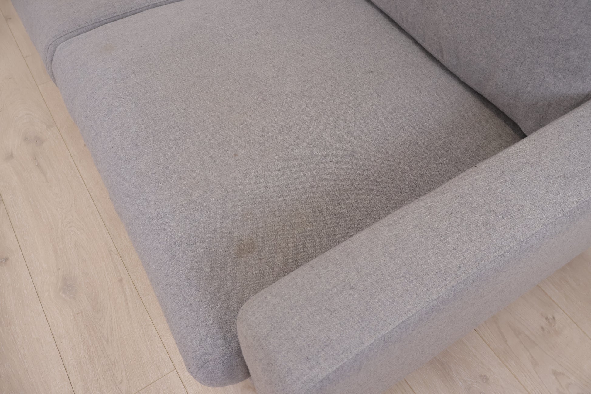 Nyrenset | Lys grå Bolia North 2.5 pers sofa i ullstoff