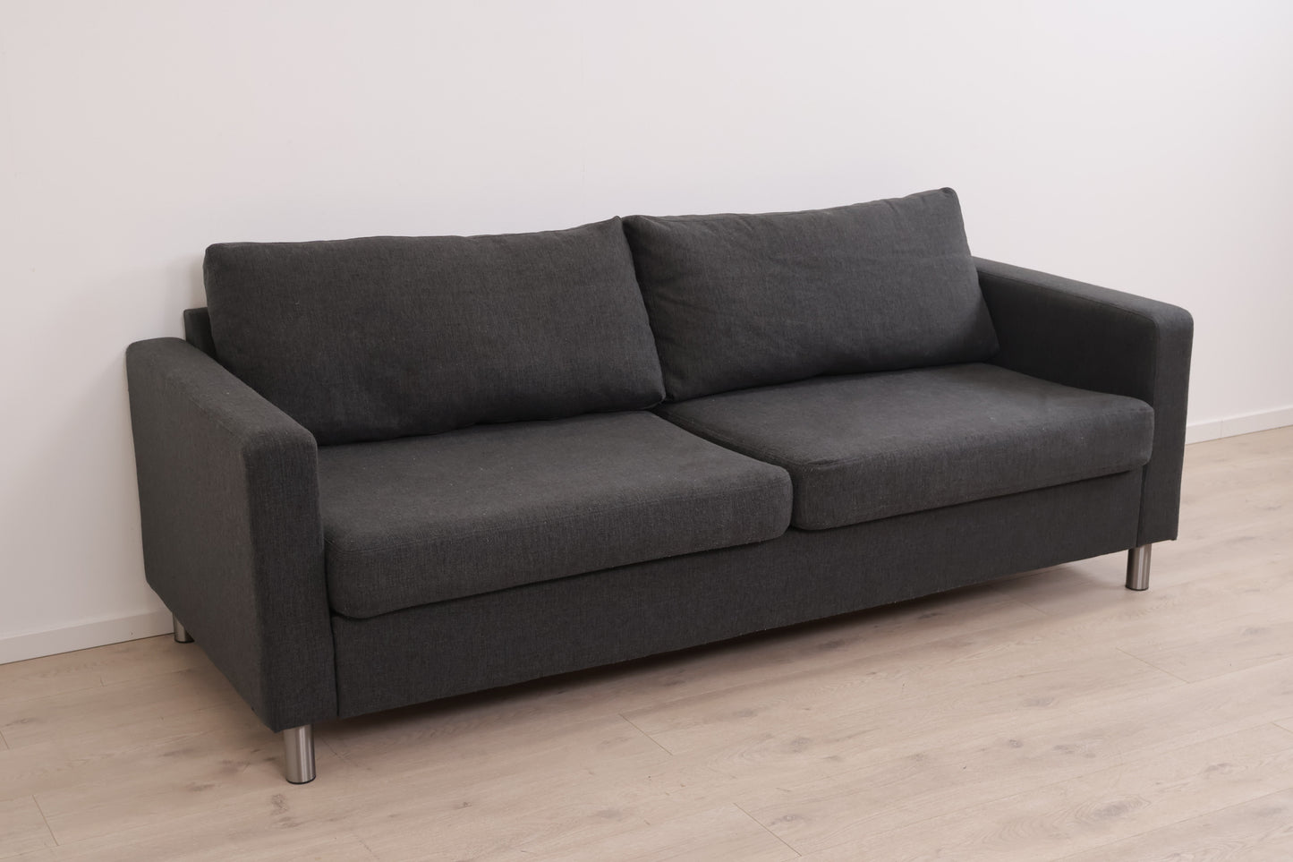 Nyrenset | Mørk grå Bohus Cruz 3-seter sofa