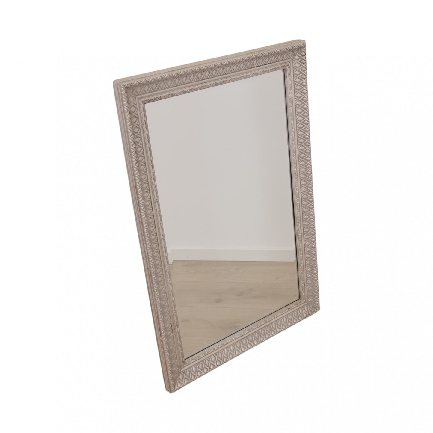 90x60 cm, speil med sølvgrå ramme