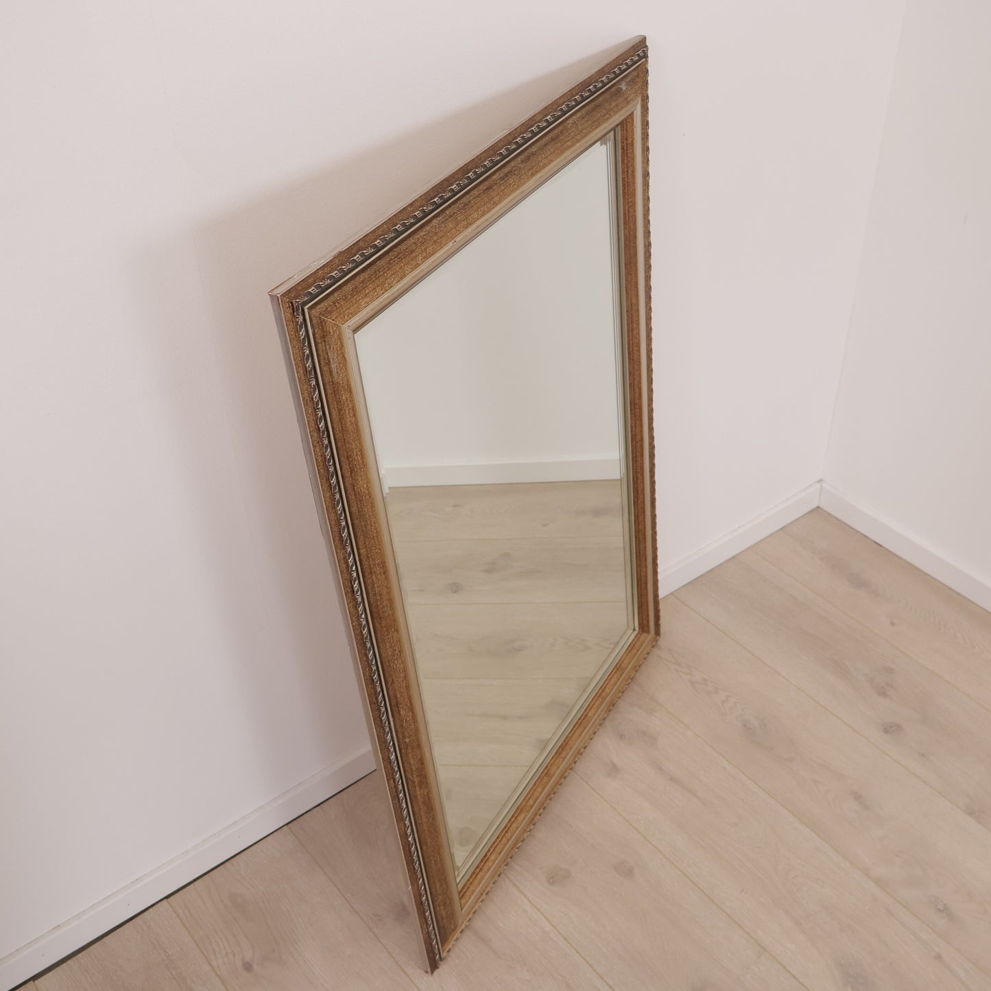 Vintage speil med bronsje-ramme