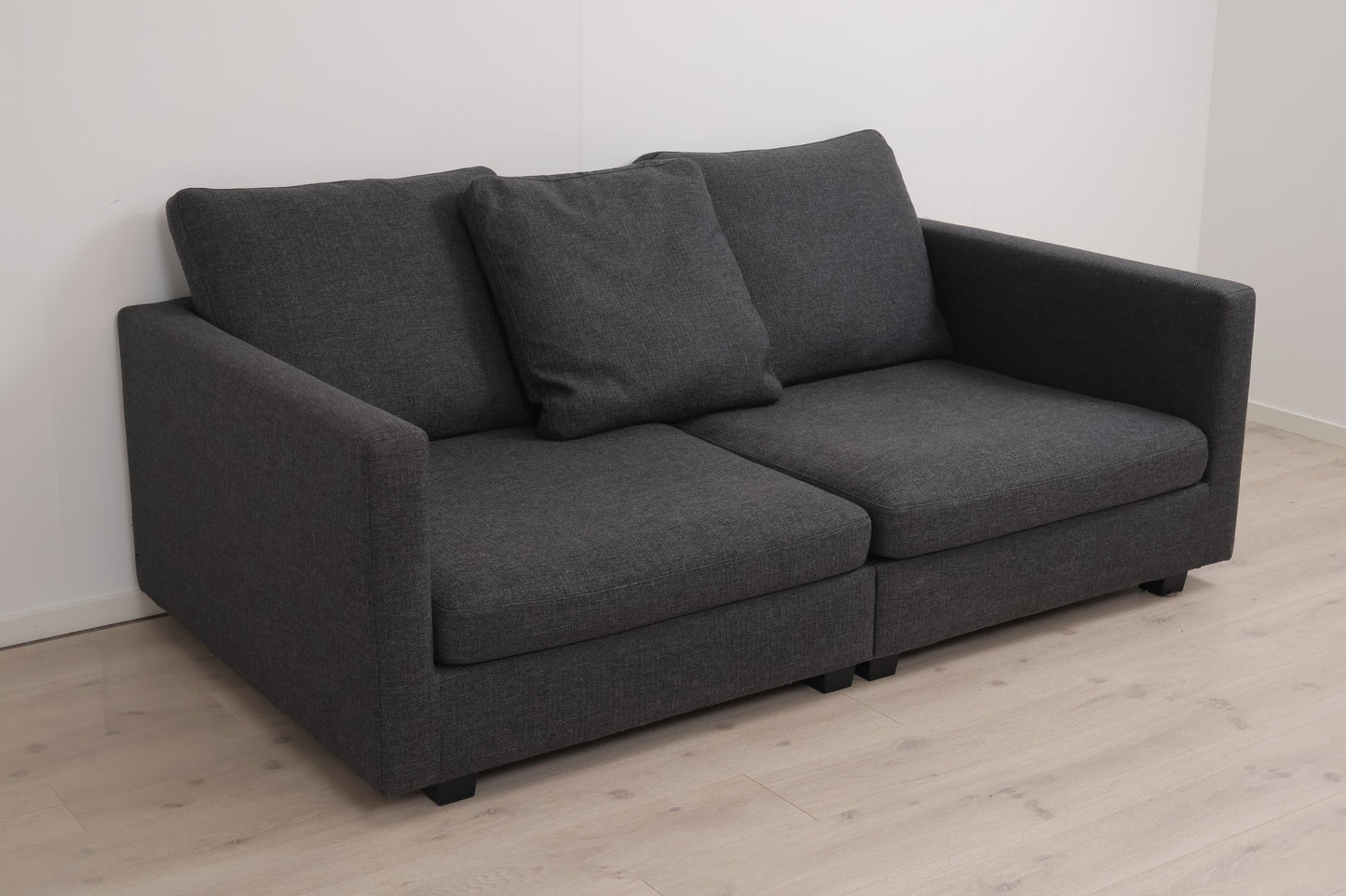 Nyrenset | Habitat Viking 2-seter sofa