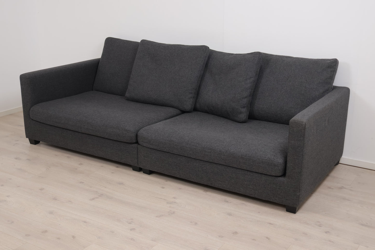 Nyrenset | Mørk grå Habitat Viking 3-seter sofa