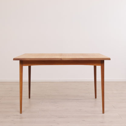 Teak spisebord med tilleggsplater