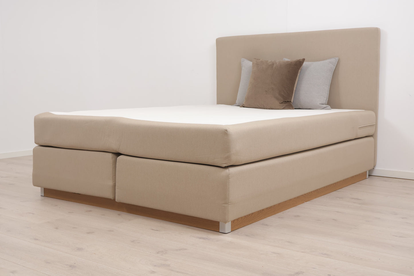 Nyrenset | Beige Wonderland kontinentalseng 150cm x 200cm