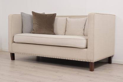 Nyrenset | Kremhvit 2-seter sofa