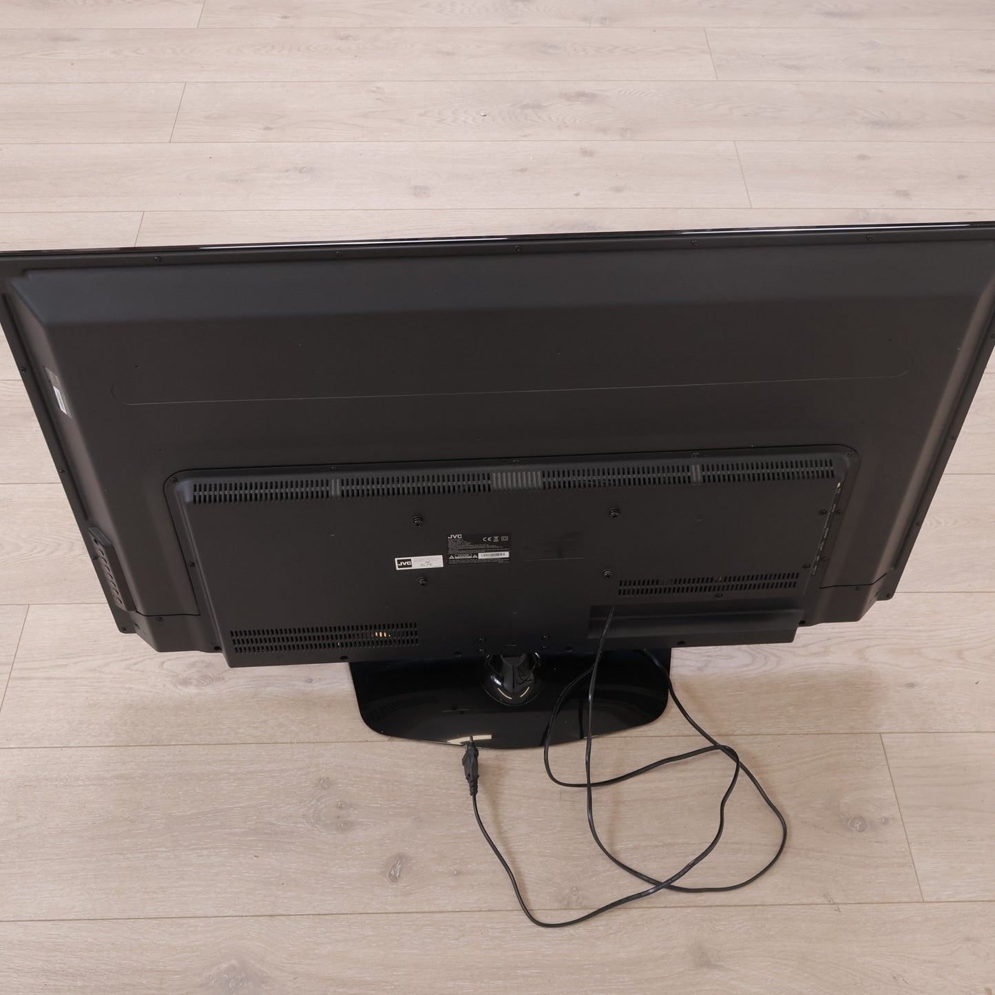 40" LT-40E71 LED-TV fra JVC