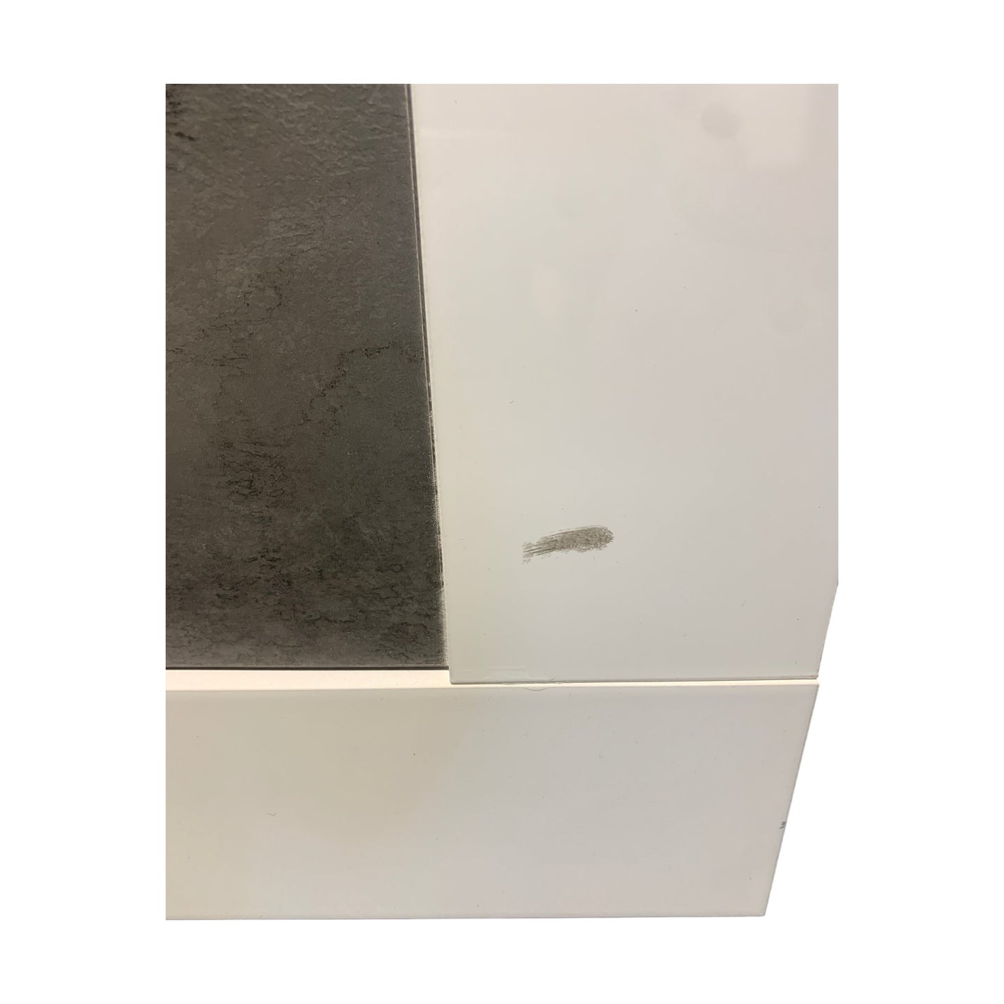 Urbino vitrineskap fra A-Møbler, 110x190 cm, MDF