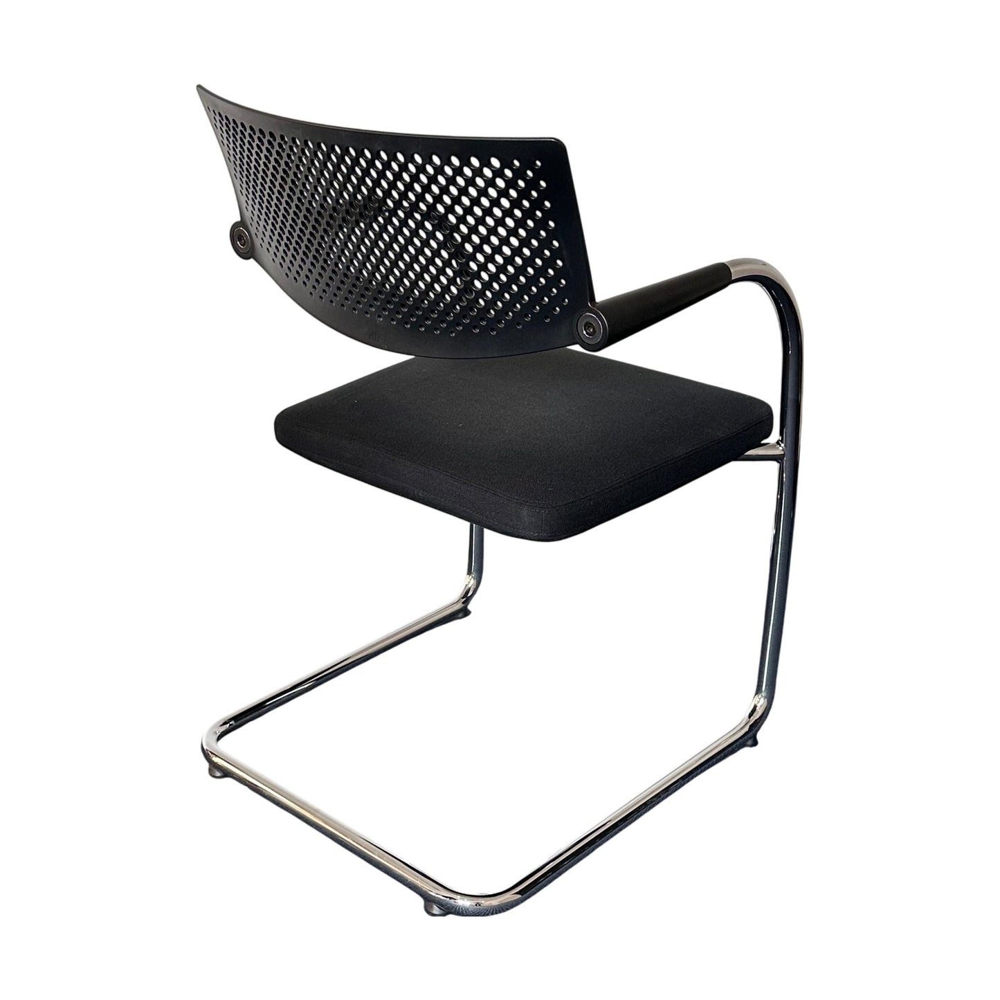 Visavis møteromsstol fra Vitra, svart