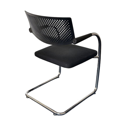 Visavis møteromsstol fra Vitra, svart