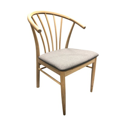 Sandra spisestol fra A-Møbler, 54x54 cm, hvitoljet eik