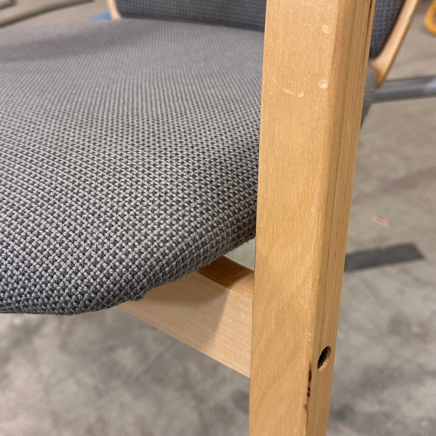 Møteromsstol, grå, stablebar