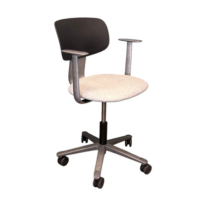 Tion 2140 møteromsstol fra HÅG,  grå