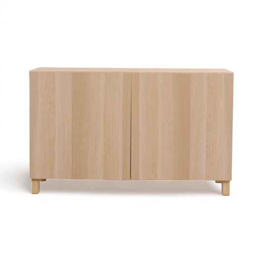 IKEA kommode i lyst treverk, 120x21 cm