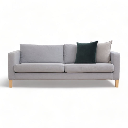 Nyrenset | Lys grå IKEA Karlstad 3-seter sofa