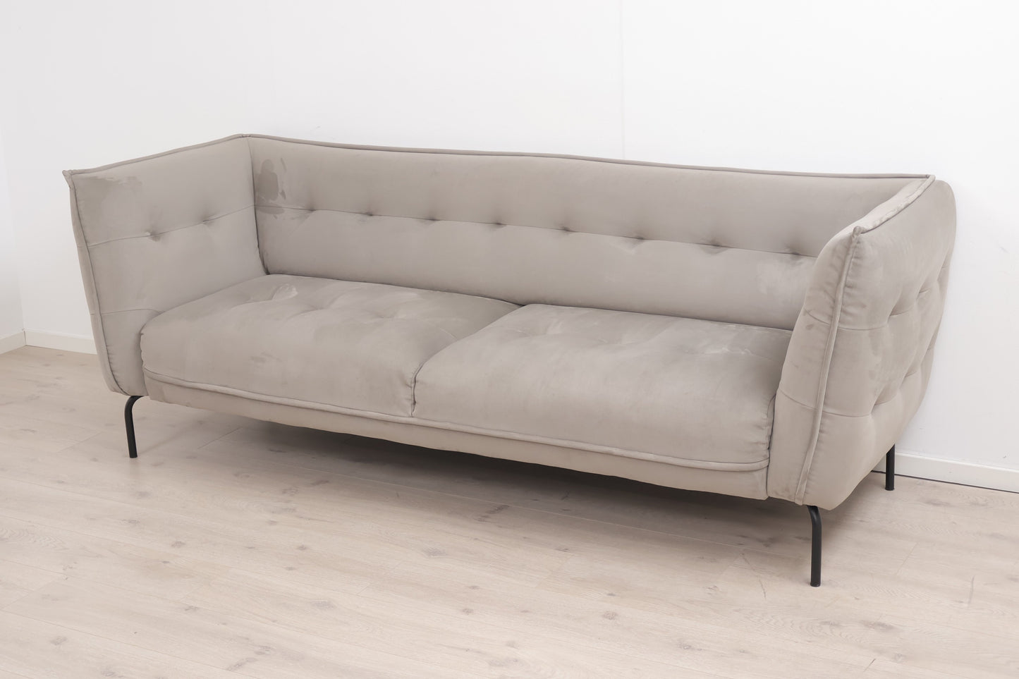 Nyrenset | Grå Asolo 3-seter sofa i velur fra Bohus