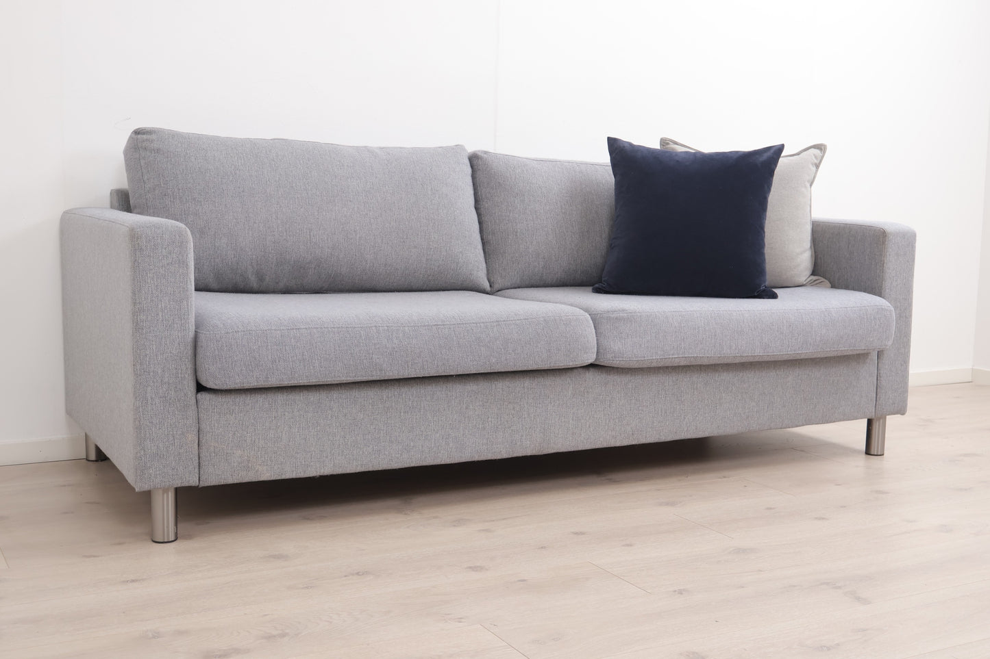 Nyrenset | Lys grå Bohus Cruz 3-seter sofa