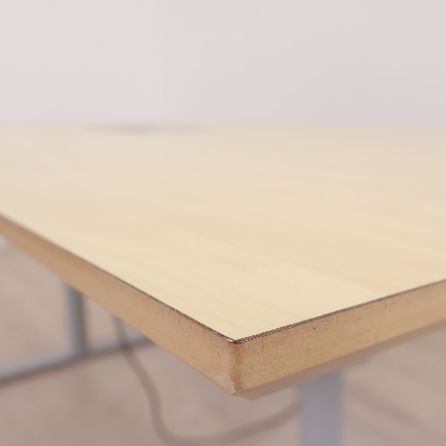 Elektrisk møteromsbord / skrivebord, 200 x 100 cm
