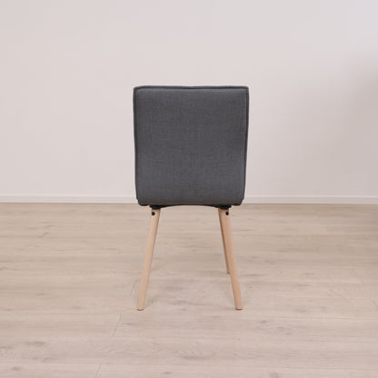 Karla spisestol, grå stoff