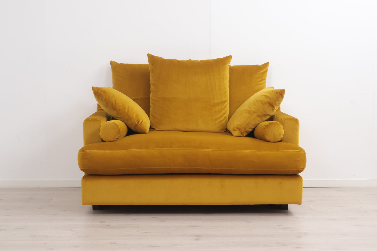 Som ny | Burhéns All-in 1,5-seter sofa i velur