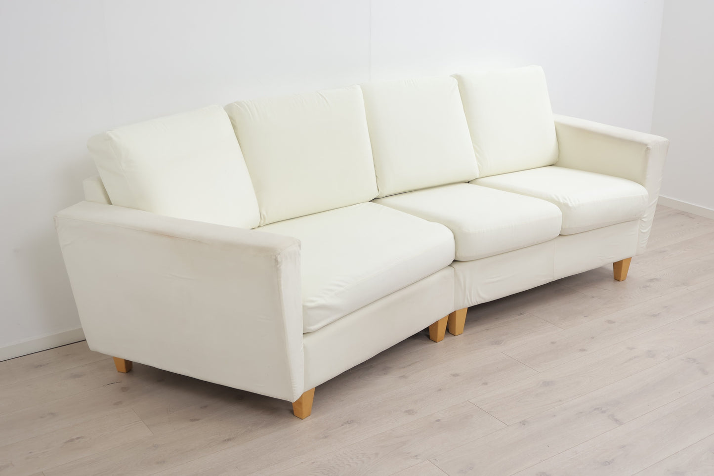 Nyrenset | Hvit Hjellegjerde 3-seter sofa