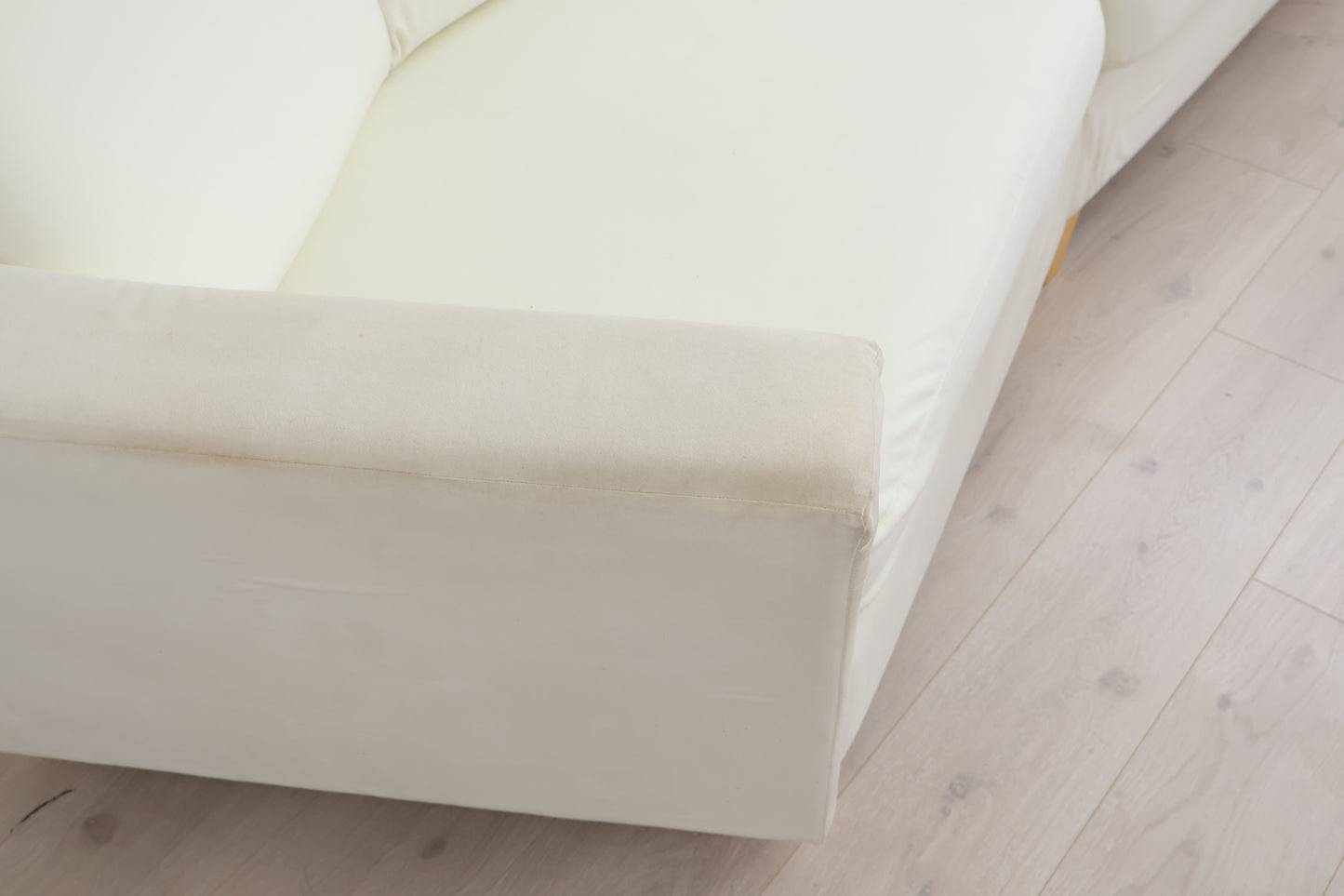 Nyrenset | Hvit Hjellegjerde 3-seter sofa