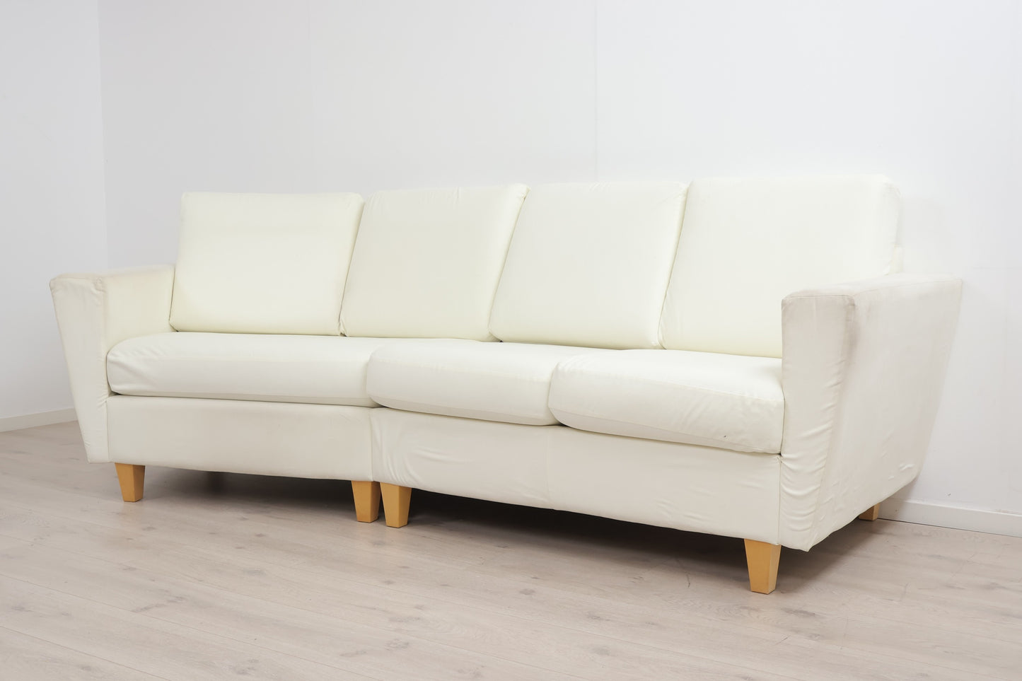 Nyrenset | Hvit Hjellegjerde 3-seter sofa