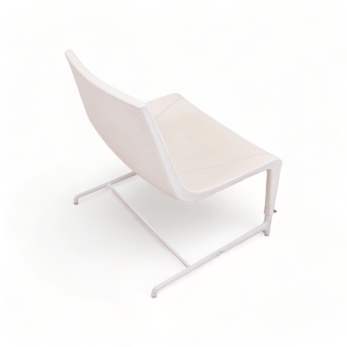 Nyrenset | Hvit ventestol fra Emmegi