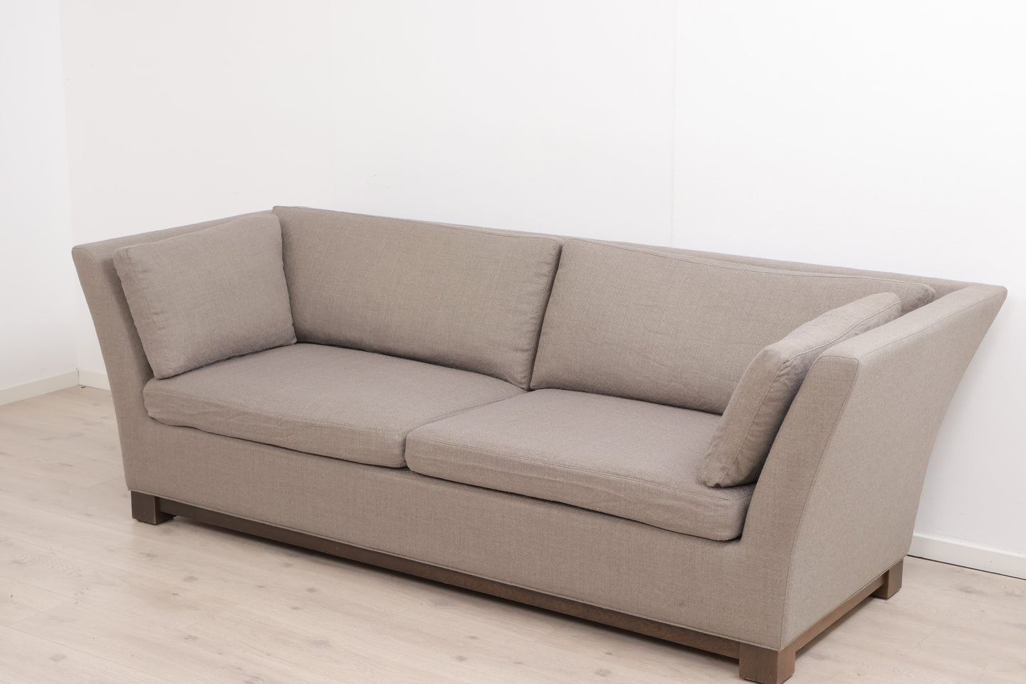 Nyrenset | Beige/brun Slettvoll Dorian 3-seter sofa