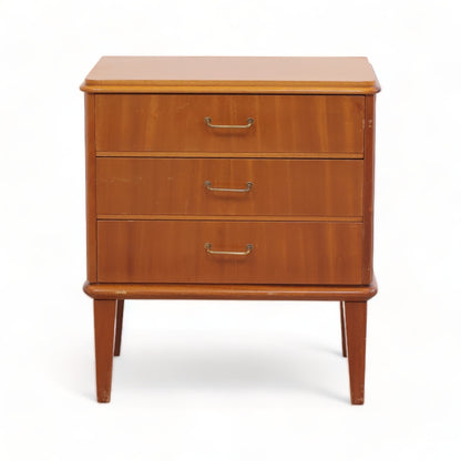 Kvalitetssikret | Sjarmerende vintage skjenk