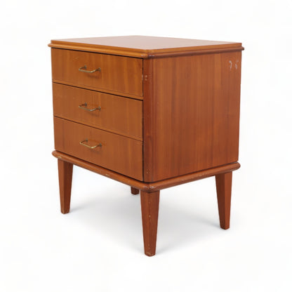 Kvalitetssikret | Sjarmerende vintage skjenk