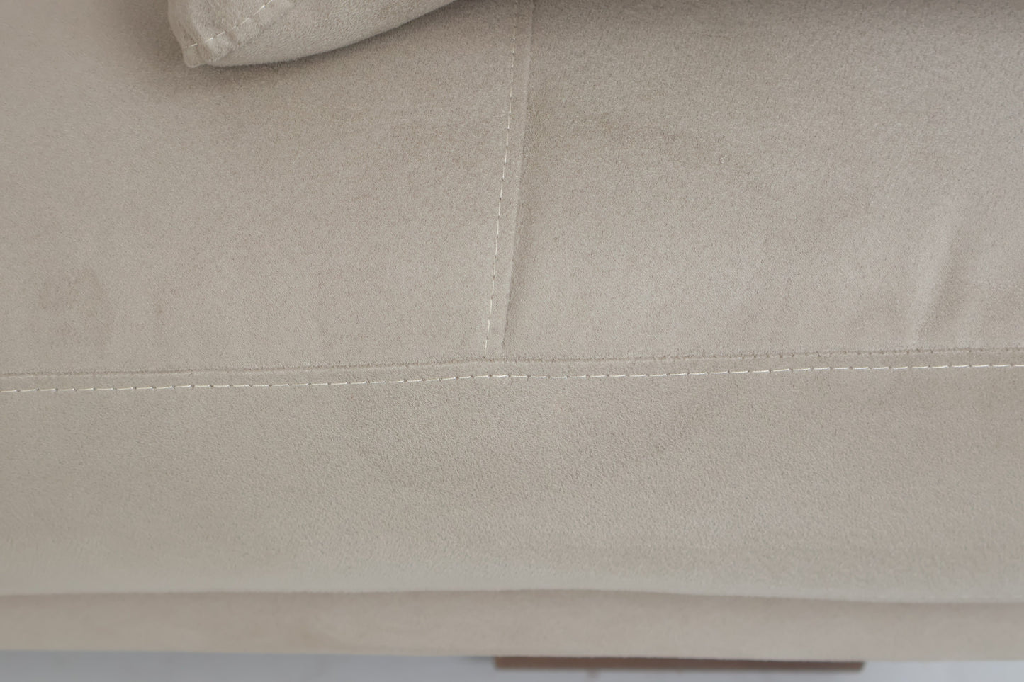 Nyrenset | Grå/beige Natuzzi Plaza 2-seter sofa