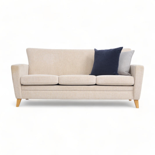 Nyrenset | Beige Formfin 3-seter sofa