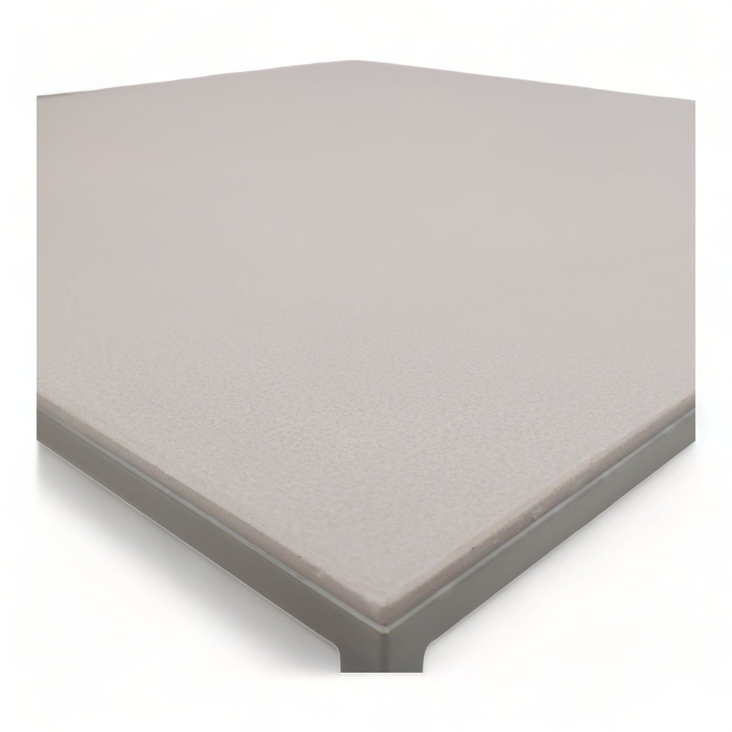 Ny i eske | Strix sofabord i metall og steinplate, 75x75x50cm