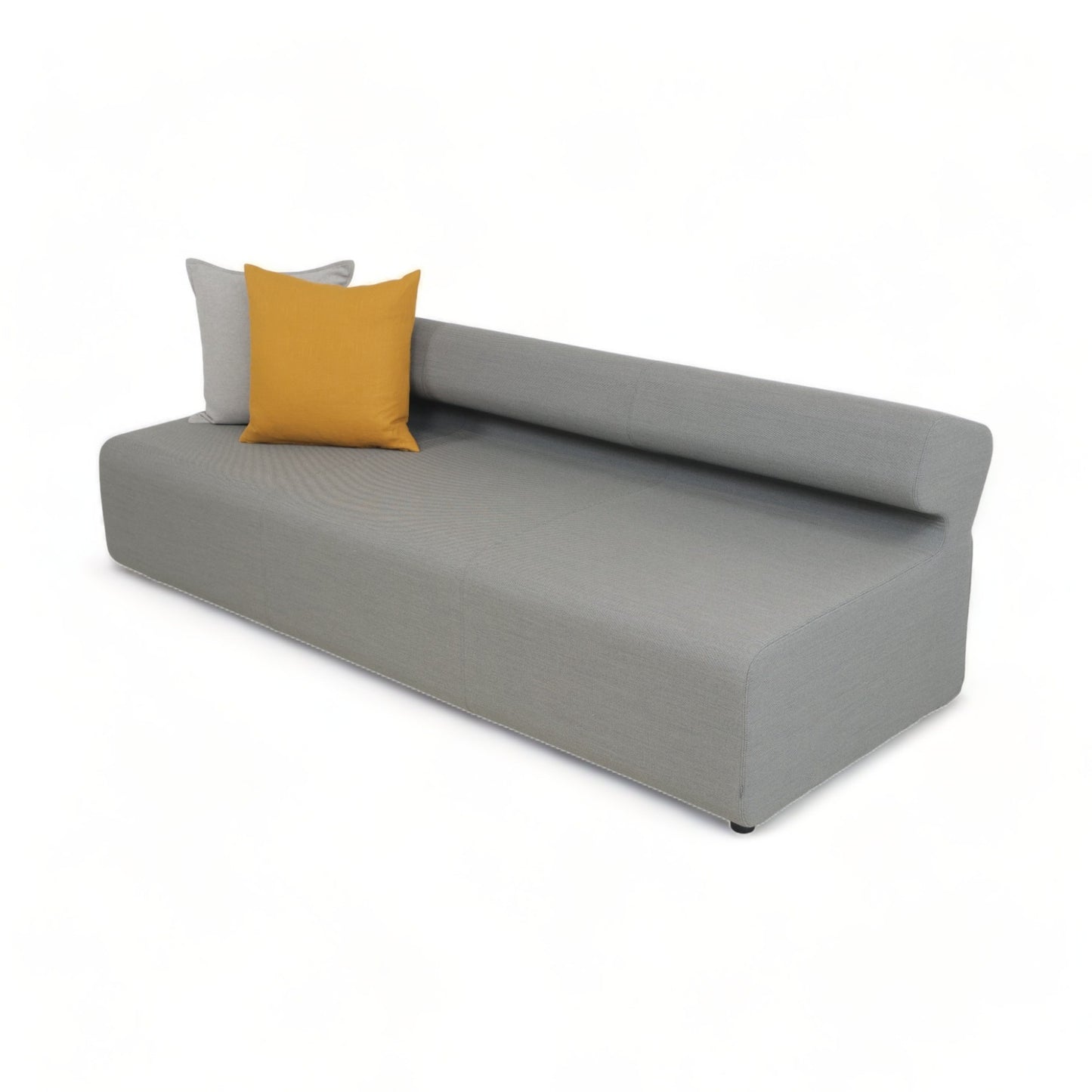 Nyrenset | Grå Fora Form Up 3-seter sofa