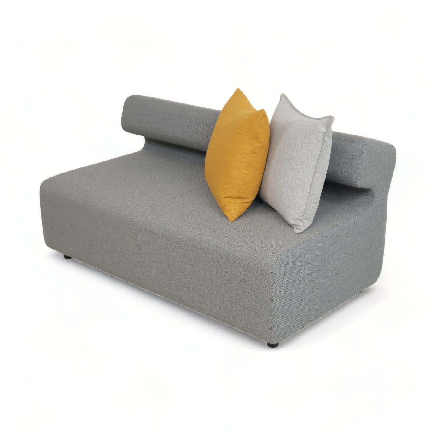 Nyrenset | Grå Fora Form Up 2-seter sofa